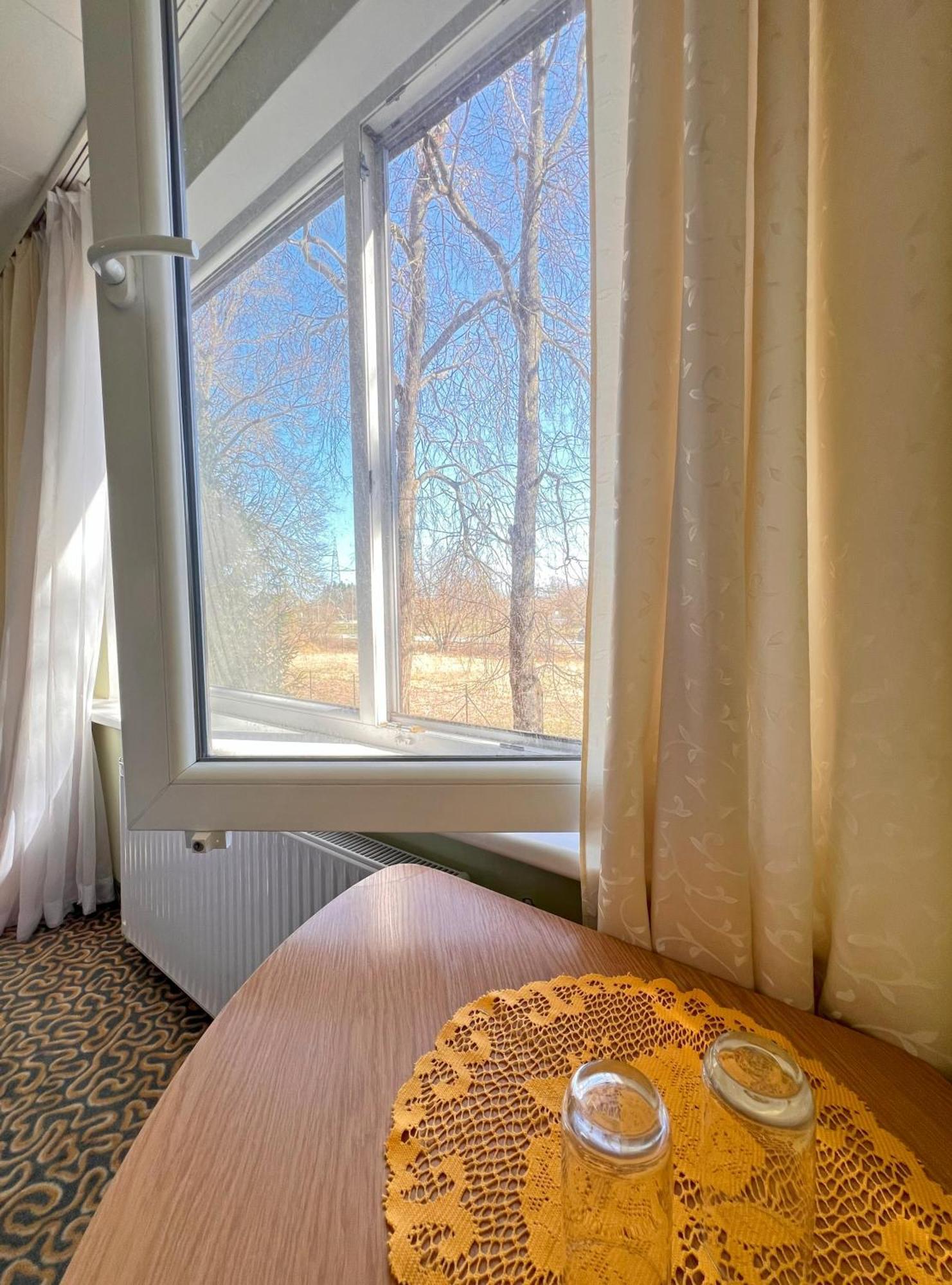 Park Hotel Ķekava Екстериор снимка