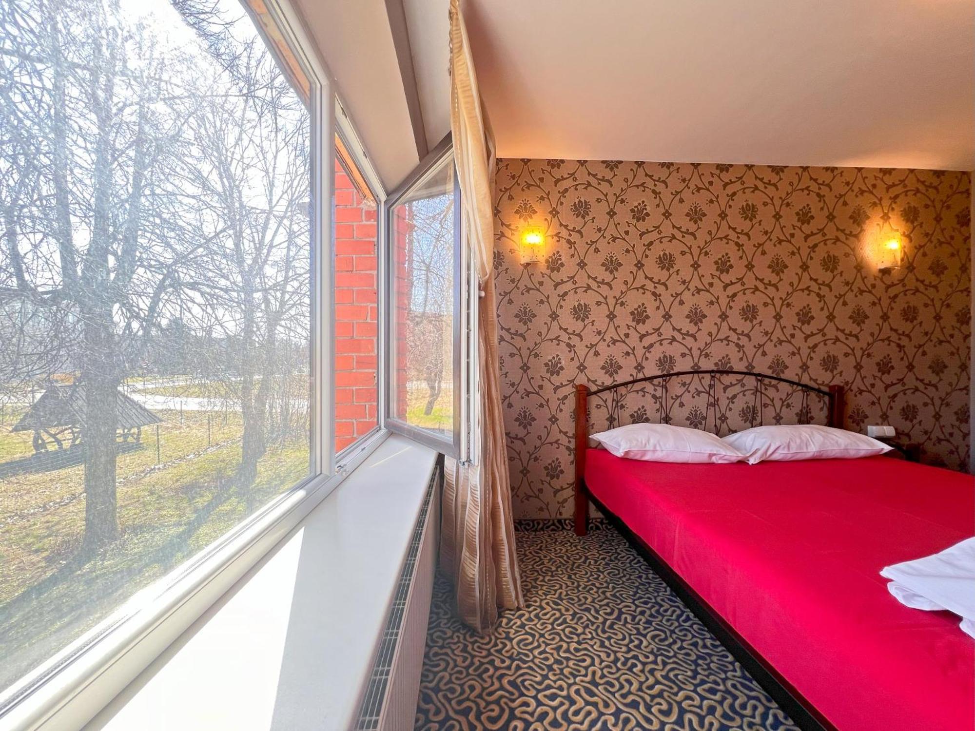 Park Hotel Ķekava Екстериор снимка